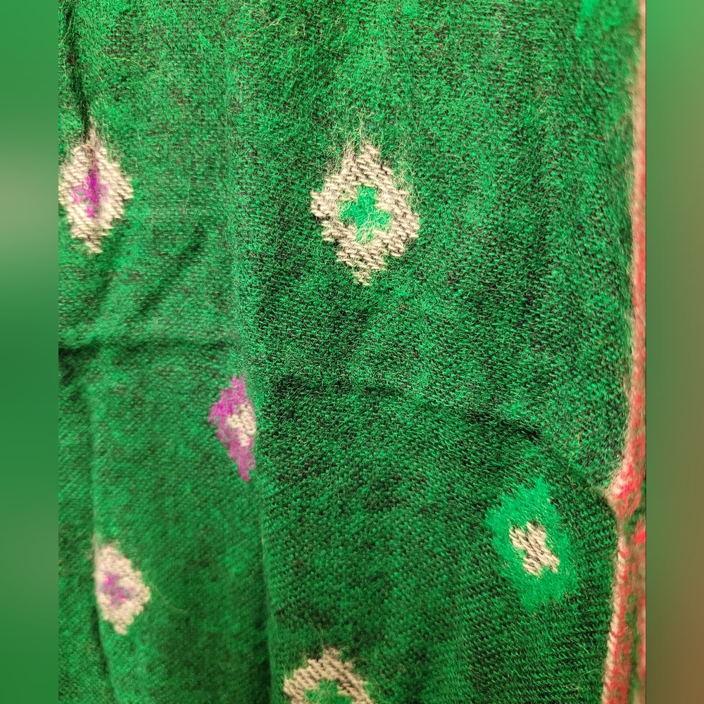 Winter Shawl - Picture 2 of 4